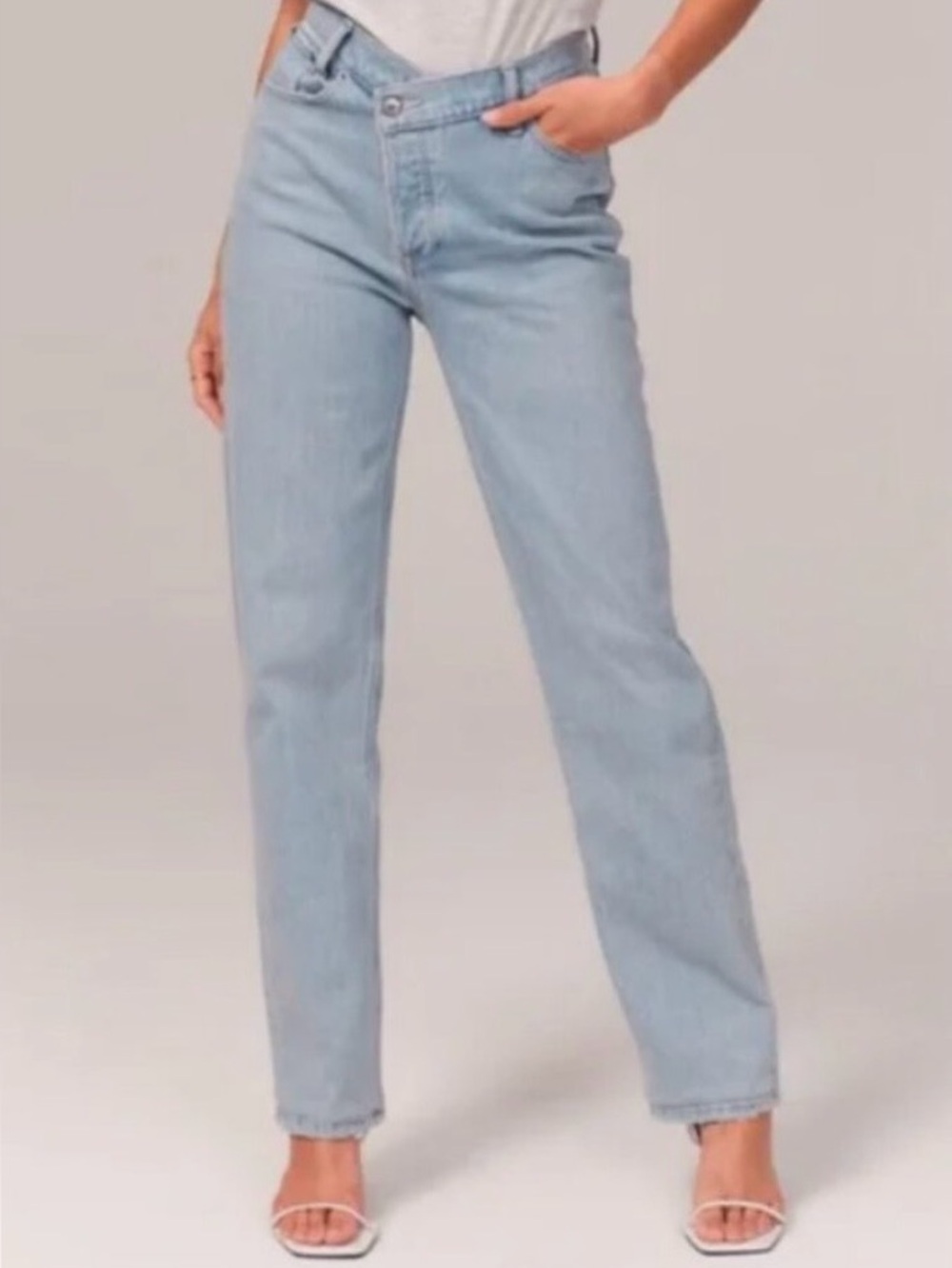 Abercrombie & Fitch Curve Love The Dad Criss Cross High Rise Jeans 6/28